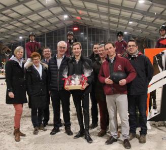 Geslaagde springclinic met Belgisch Kampioen Pieter Devos Geslaagde springclinic met Belgisch Kampioen Pieter Devos