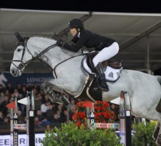 Sea Coast Ferly the Muze gives tribute to deceased Querly Chin and wins GP Vilamoura